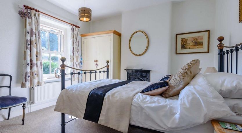 Photo of 2 Bed in Bakewell