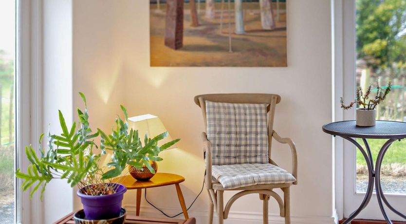 Photo of 1 Bed in West Polberro