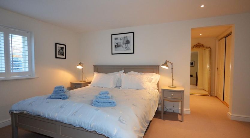 Photo of 3 Bed in Tetbury