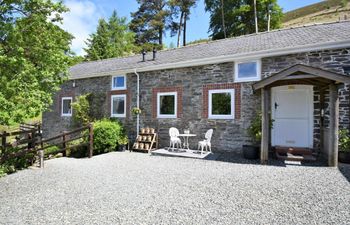 Barn in Mid Wales Holiday Cottage