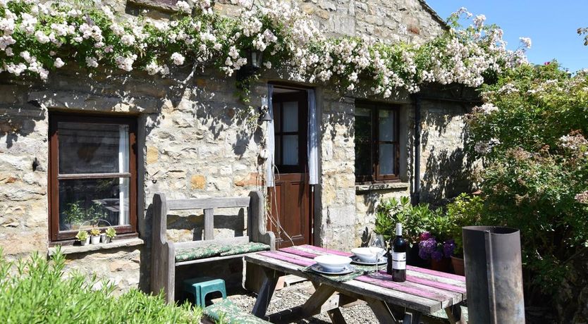 Photo of 1 Bed in Healaugh