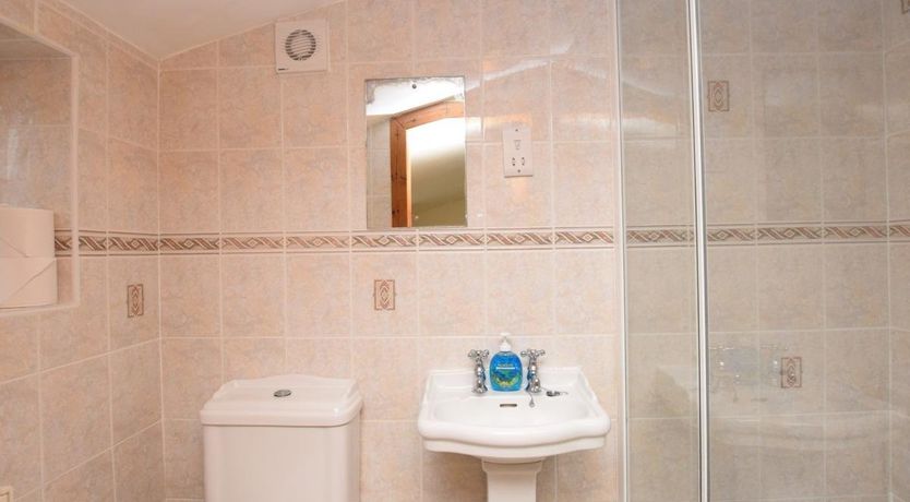 Photo of 3 Bed in Blackwell