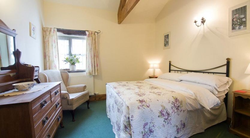 Photo of 3 Bed in Blackwell