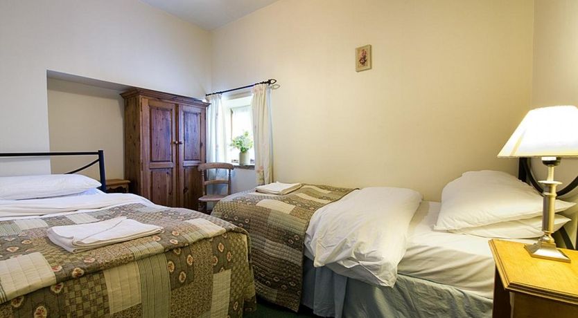 Photo of 3 Bed in Blackwell