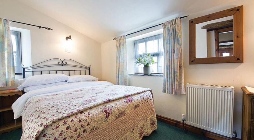 Photo of 3 Bed in Blackwell