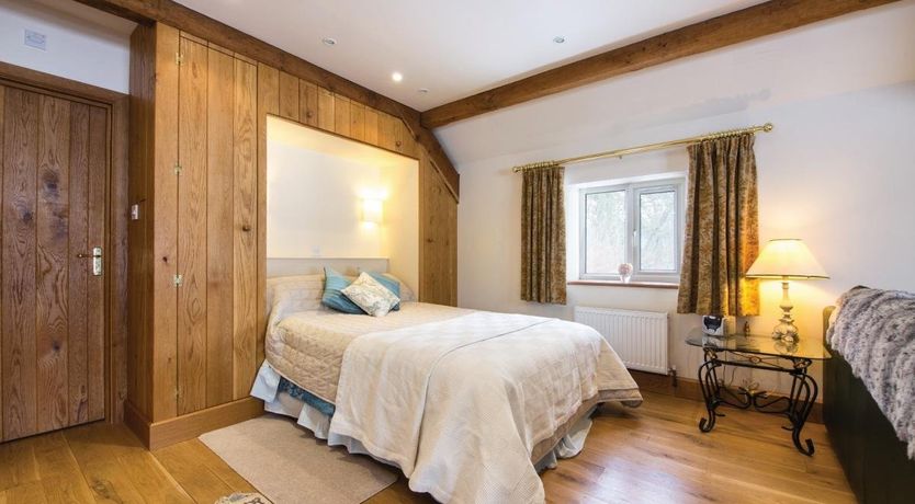 Photo of 1 Bed in Hope