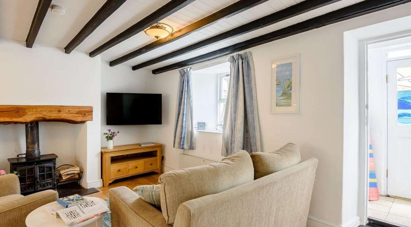 Photo of 2 Bed in Nefyn