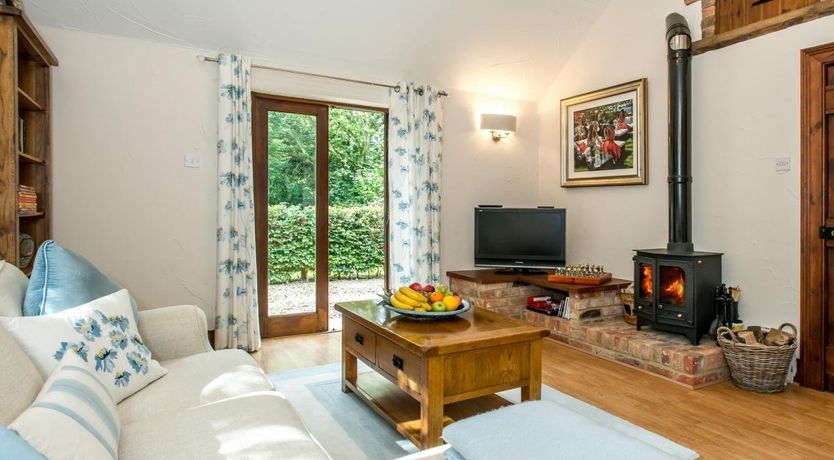 Photo of in Gorley (NFL59)