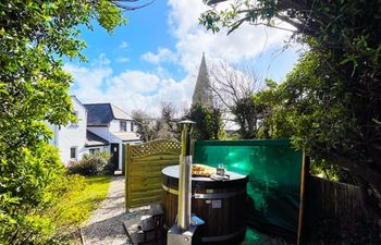 in Newquay  (44988) Holiday Cottage