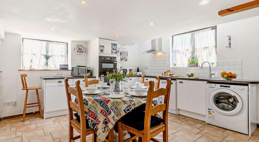 Photo of 3 Bed in Newquay