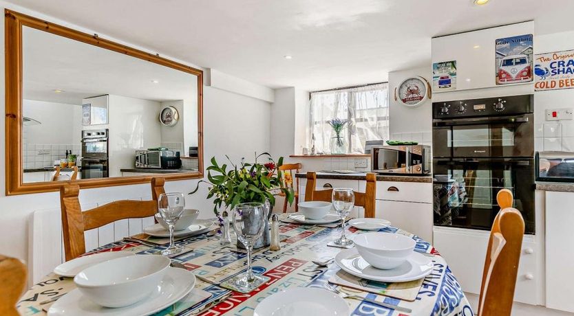 Photo of 3 Bed in Cubert