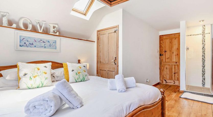 Photo of 3 Bed in Cubert