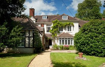 4 Bed in Lyndhurst Holiday Cottage