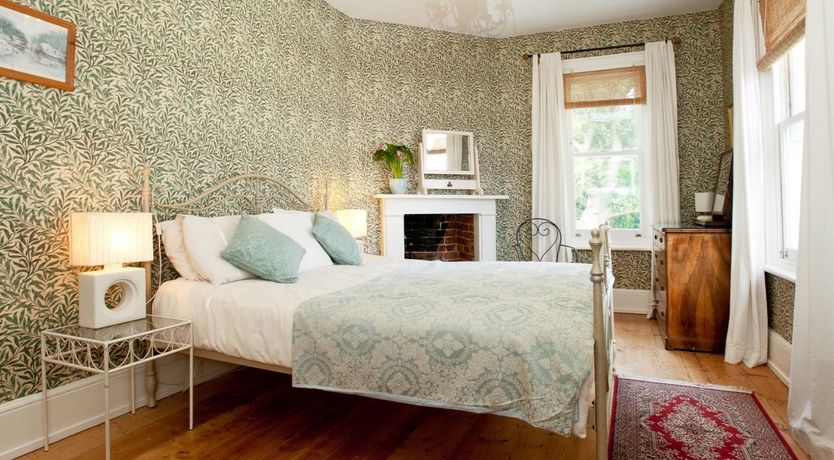 Photo of 4 Bed in Lyndhurst