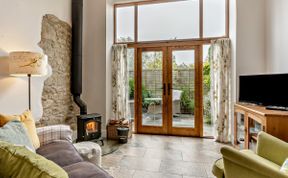 Photo of in Bourton (46774)