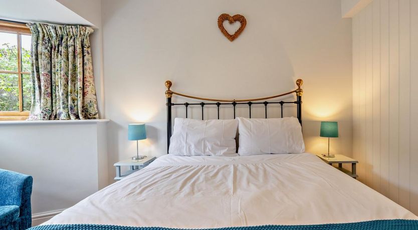 Photo of 1 Bed in Bourton