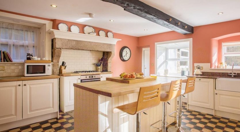 Photo of 4 Bed in Holloway