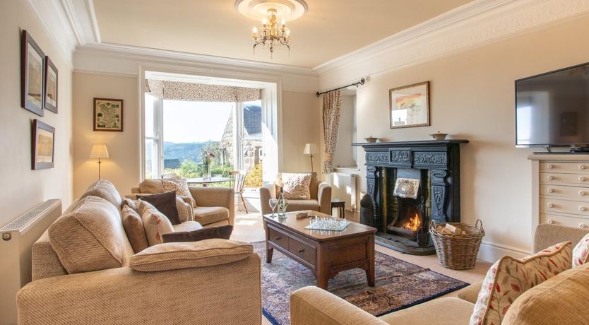 Photo of 4 Bed in Matlock