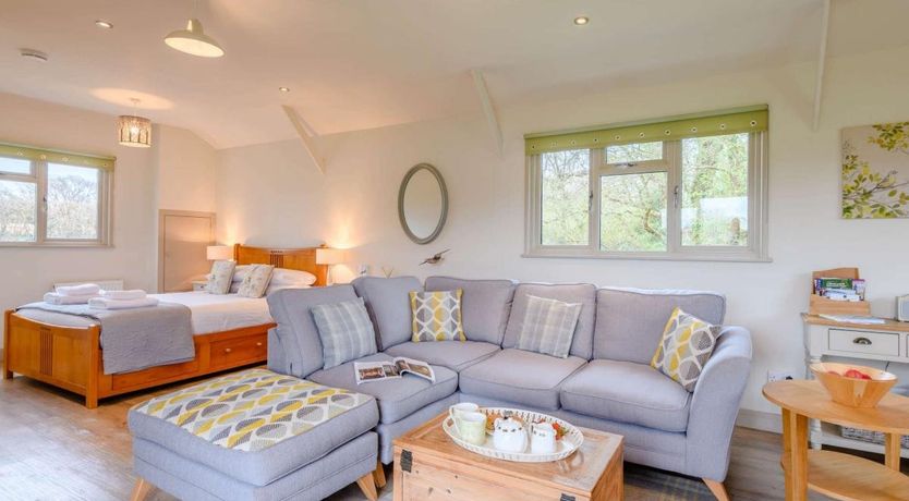 Photo of 1 Bed in Beaulieu