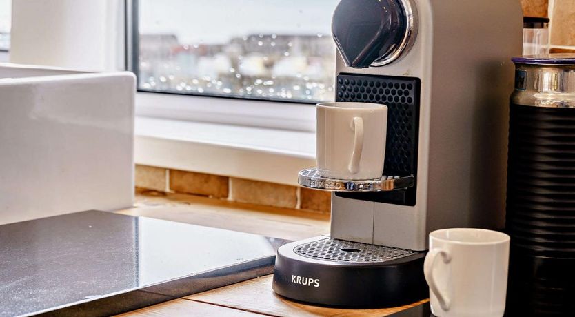 Photo of 3 Bed in Dale