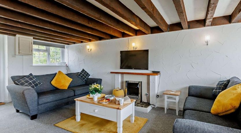 Photo of 4 Bed in Westward Ho