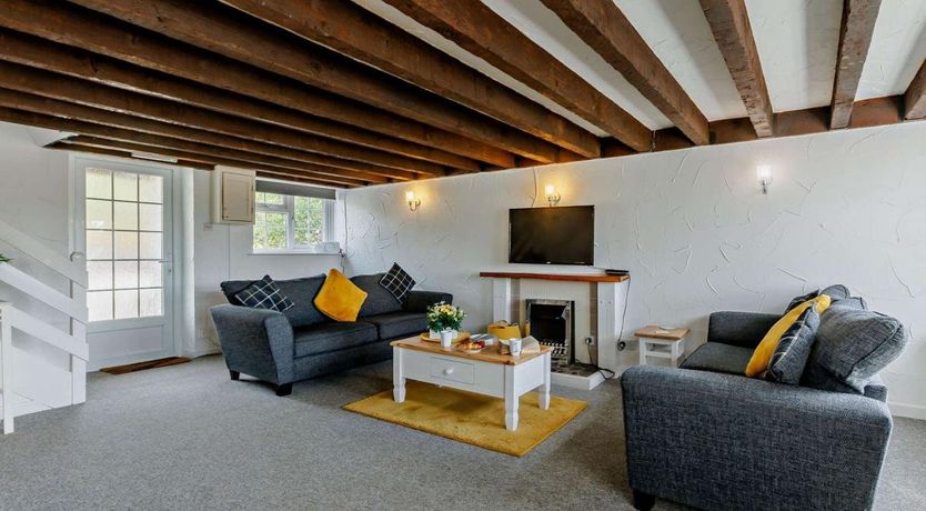 Photo of 4 Bed in Westward Ho