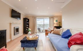Photo of 3 Bed in Plymouth