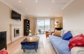 3 Bed in Plymouth Holiday Cottage