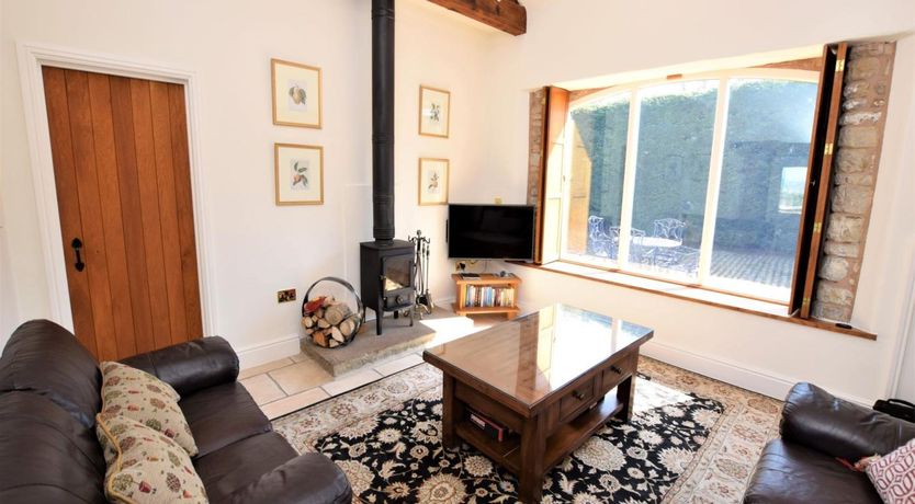Photo of 2 Bed in Dronfield