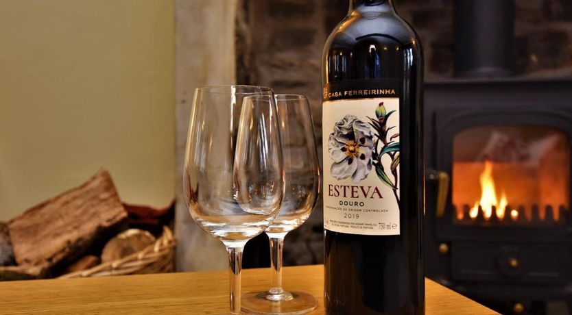 Photo of 3 Bed in Ashford-in-the-Water