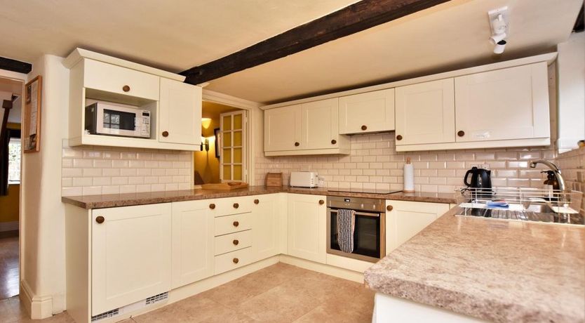 Photo of 3 Bed in Ashford-in-the-Water