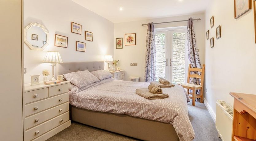 Photo of 2 Bed in Bakewell