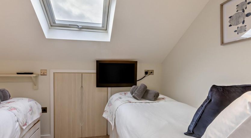 Photo of 3 Bed in Westward Ho