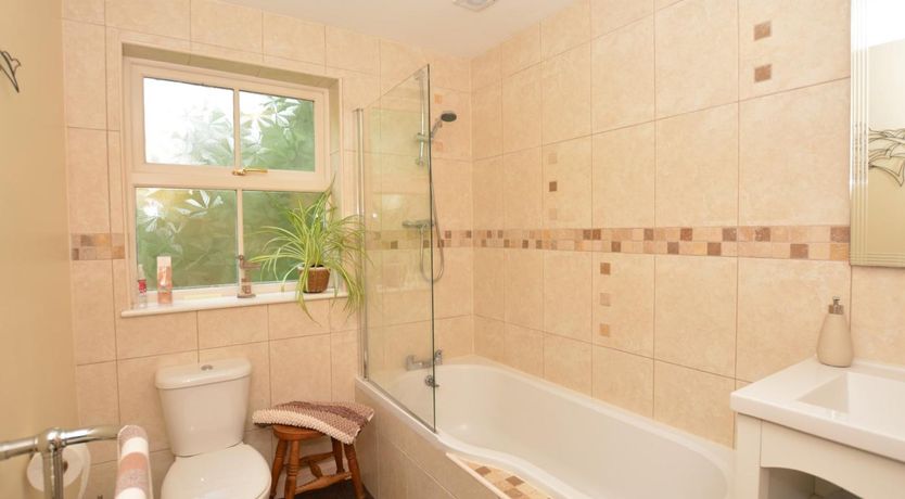 Photo of 1 Bed in Girvan