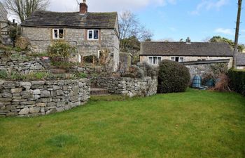 in Ashford in the Water (PK932) Holiday Cottage