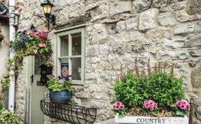 Photo of Cottage in Derbyshire