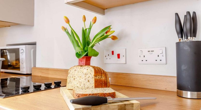 Photo of 1 Bed in Ashford-in-the-Water