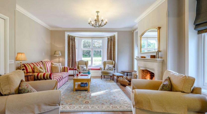 Photo of 6 Bed in Linwood