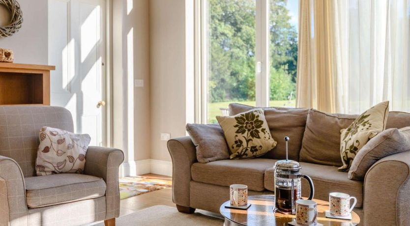 Photo of 6 Bed in Linwood