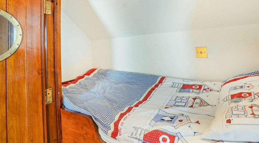 Photo of 1 Bed in New Quay