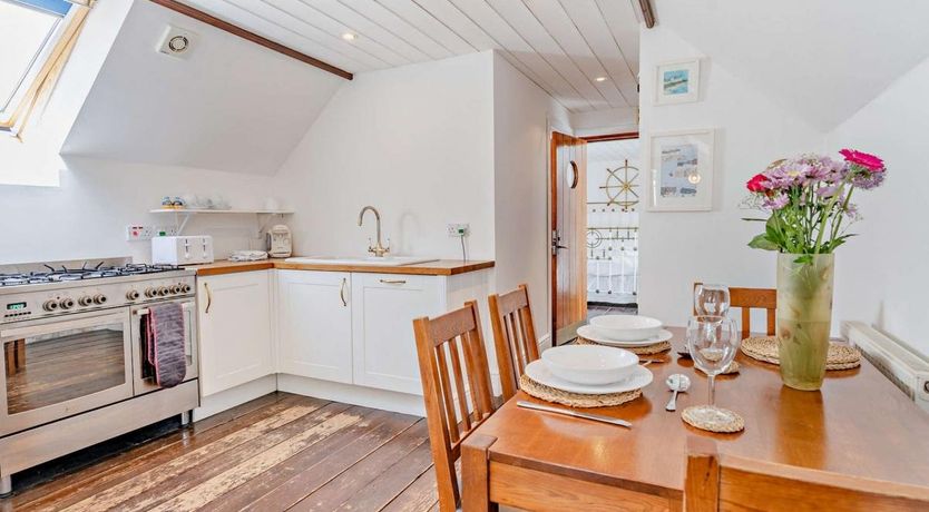 Photo of 1 Bed in New Quay