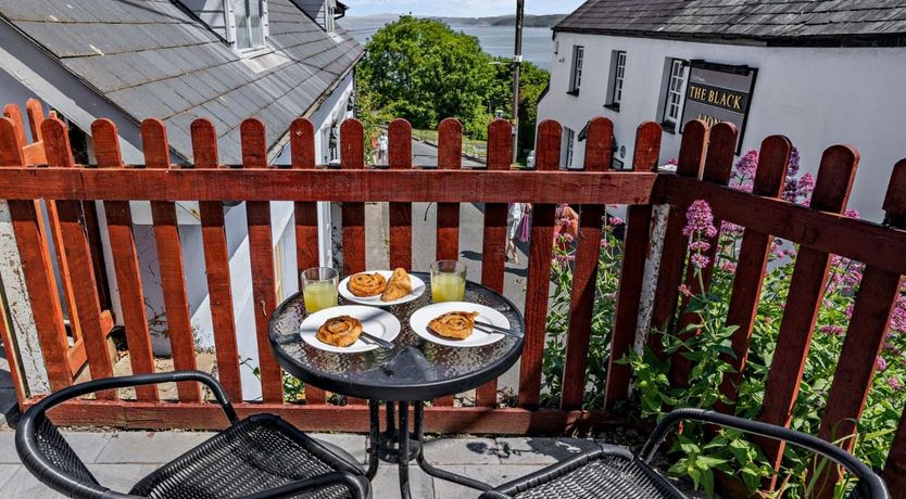 Photo of 1 Bed in New Quay