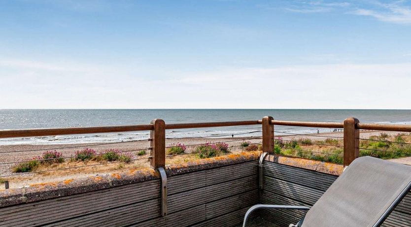 Photo of 4 Bed in Pevensey Bay