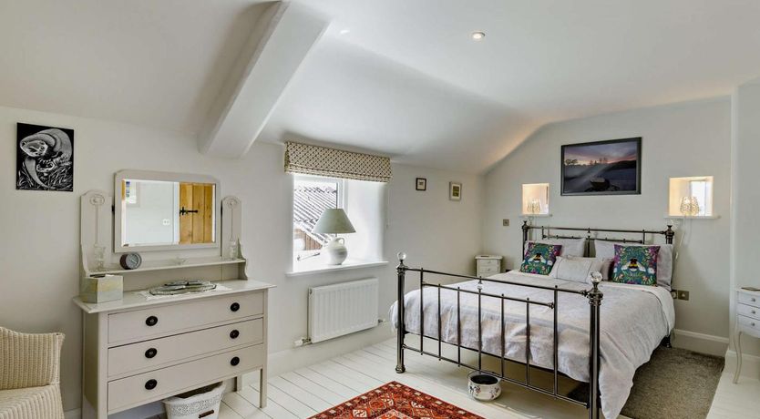 Photo of 2 Bed in Macclesfield