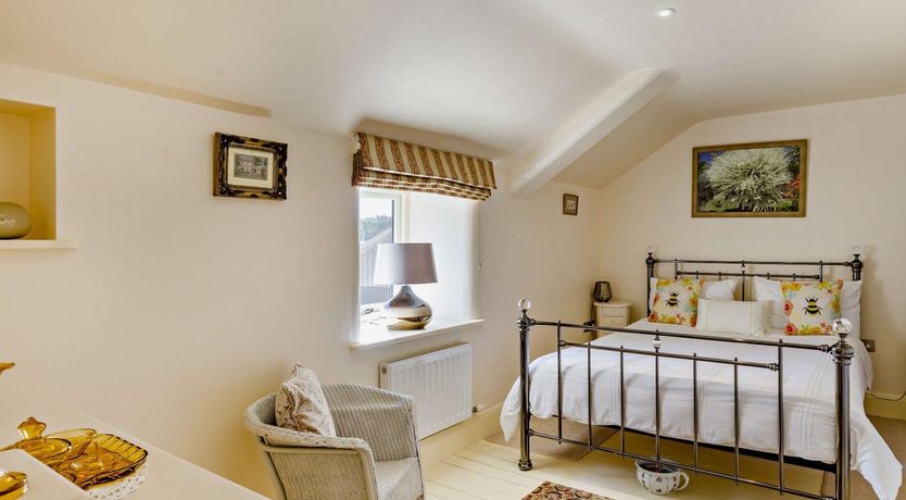 Photo of 2 Bed in Macclesfield