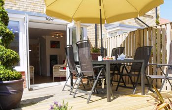 3 Bed in Camber Holiday Cottage