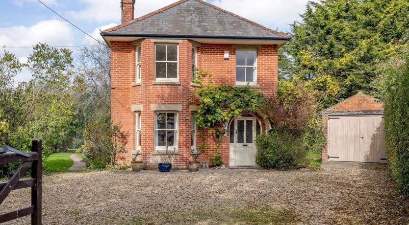 Photo of in Godshill (NFL35)