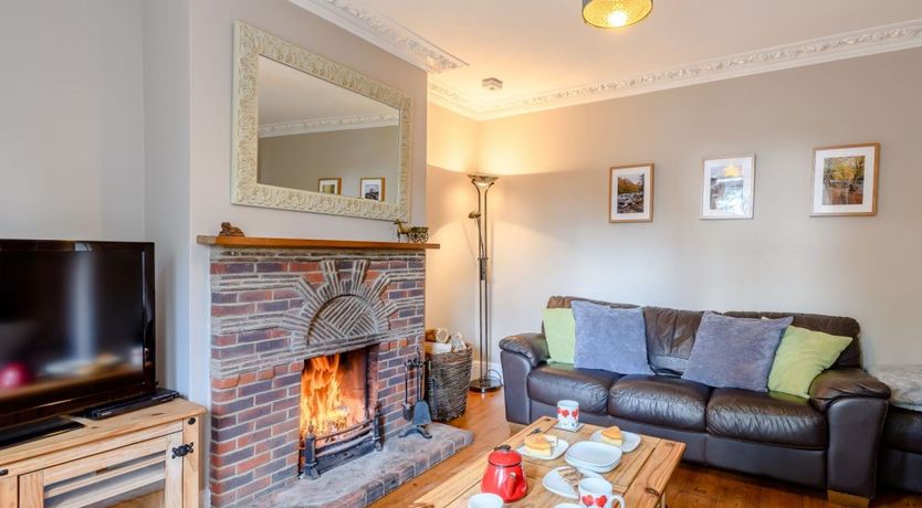 Photo of 5 Bed in Godshill