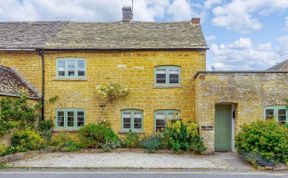 Photo of in Bourton-on-the-Water (46677)