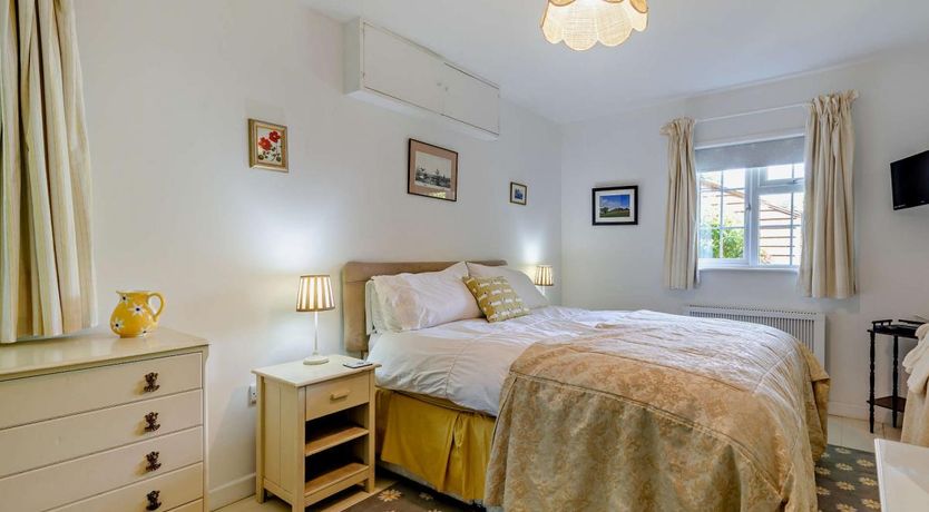 Photo of 2 Bed in Haytor